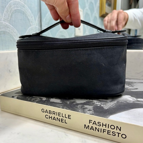 Luminess Airbrush Makeup 4 Piece Starter Kit + 2 Bonus Items! MSRP $150+ NIB! - Picture 15 of 15